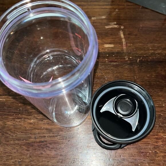 Nike Red Big Swoosh 24 oz clear plastic BPA free sports tall water bottle - Picture 4 of 4